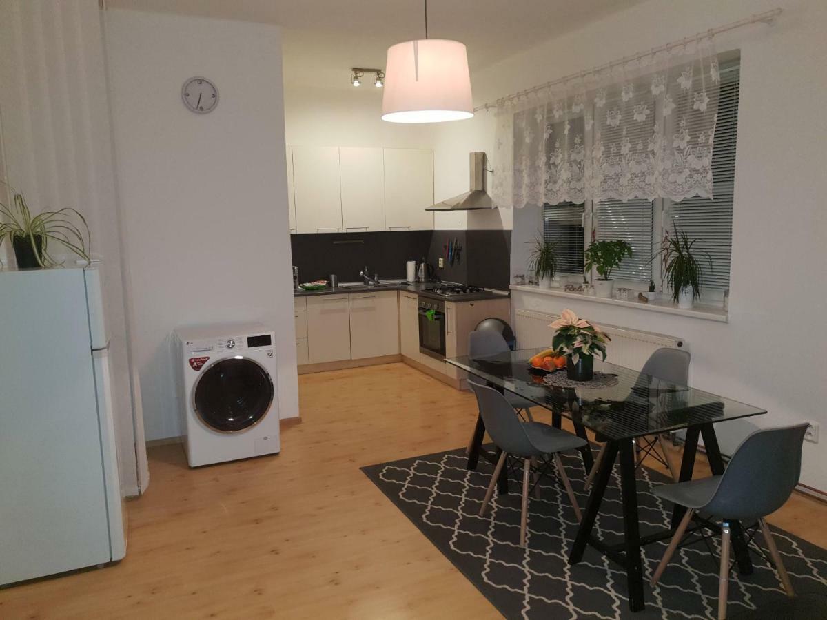 Apartman S Terasou Olomouc Buitenkant foto