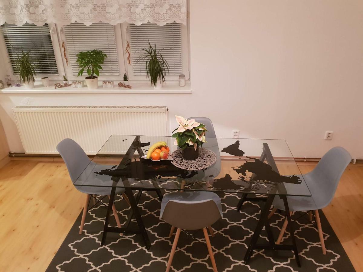Apartman S Terasou Olomouc Buitenkant foto