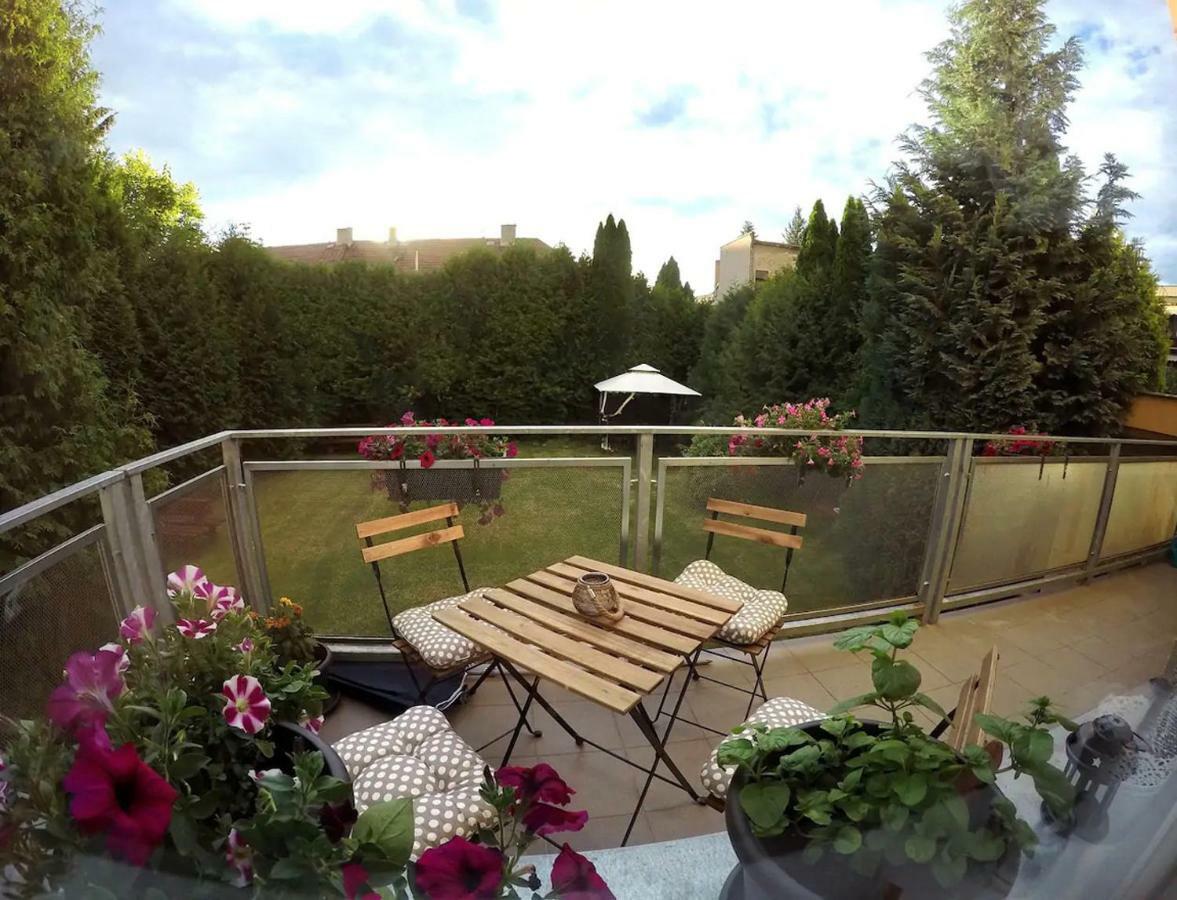 Apartman S Terasou Olomouc Buitenkant foto